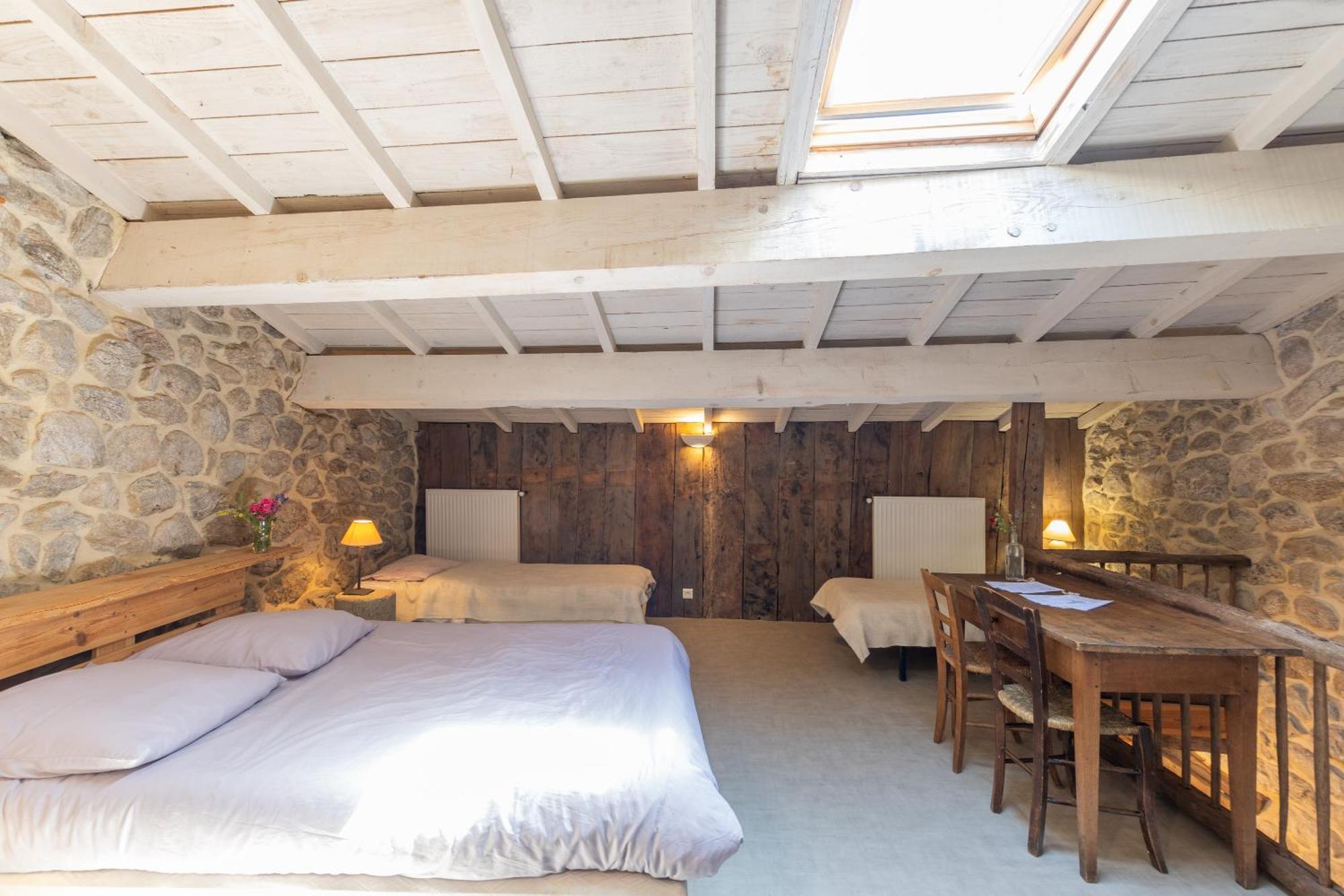 Les Chambres De La Ferme De Chalas Valgorge Extérieur photo