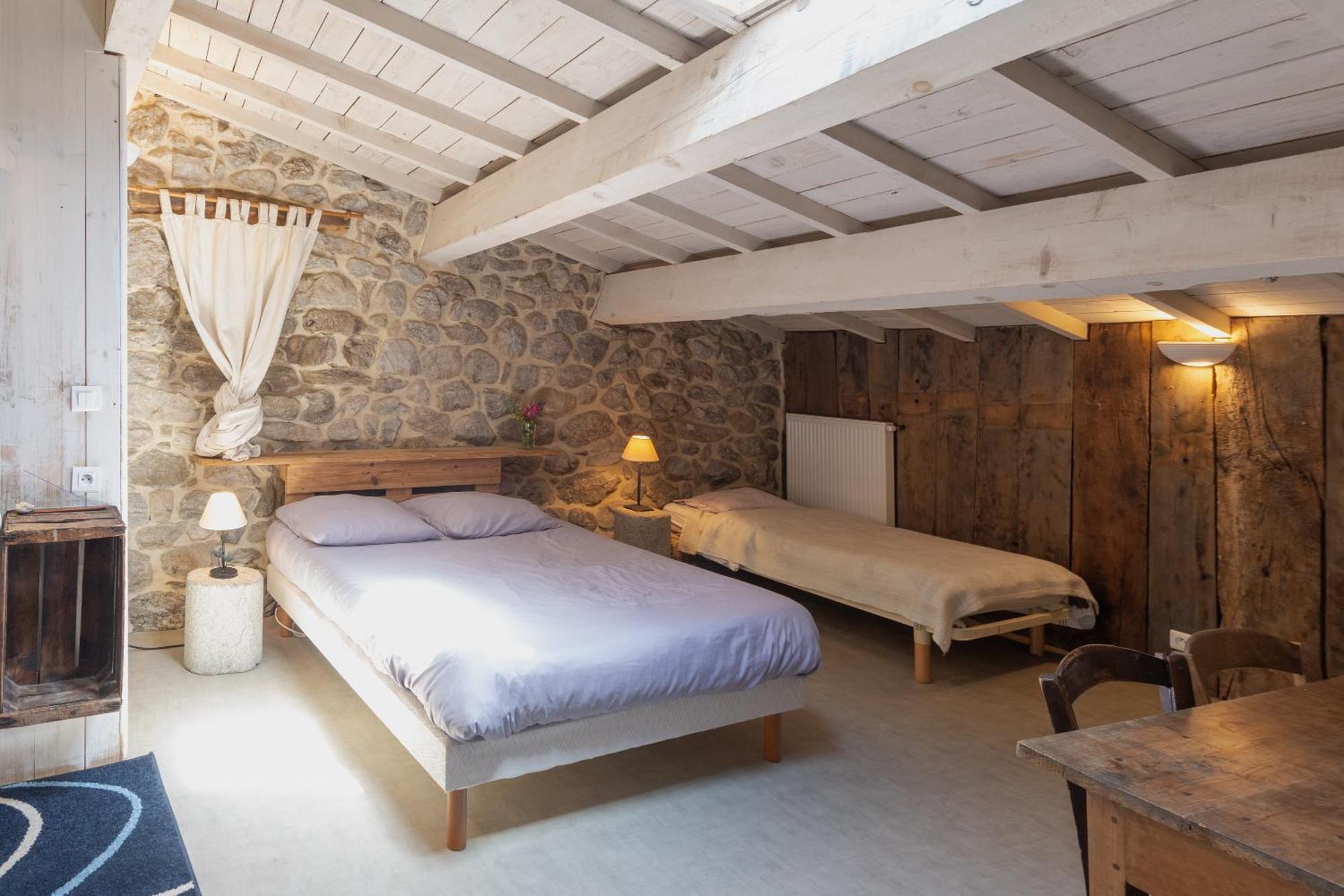 Les Chambres De La Ferme De Chalas Valgorge Extérieur photo