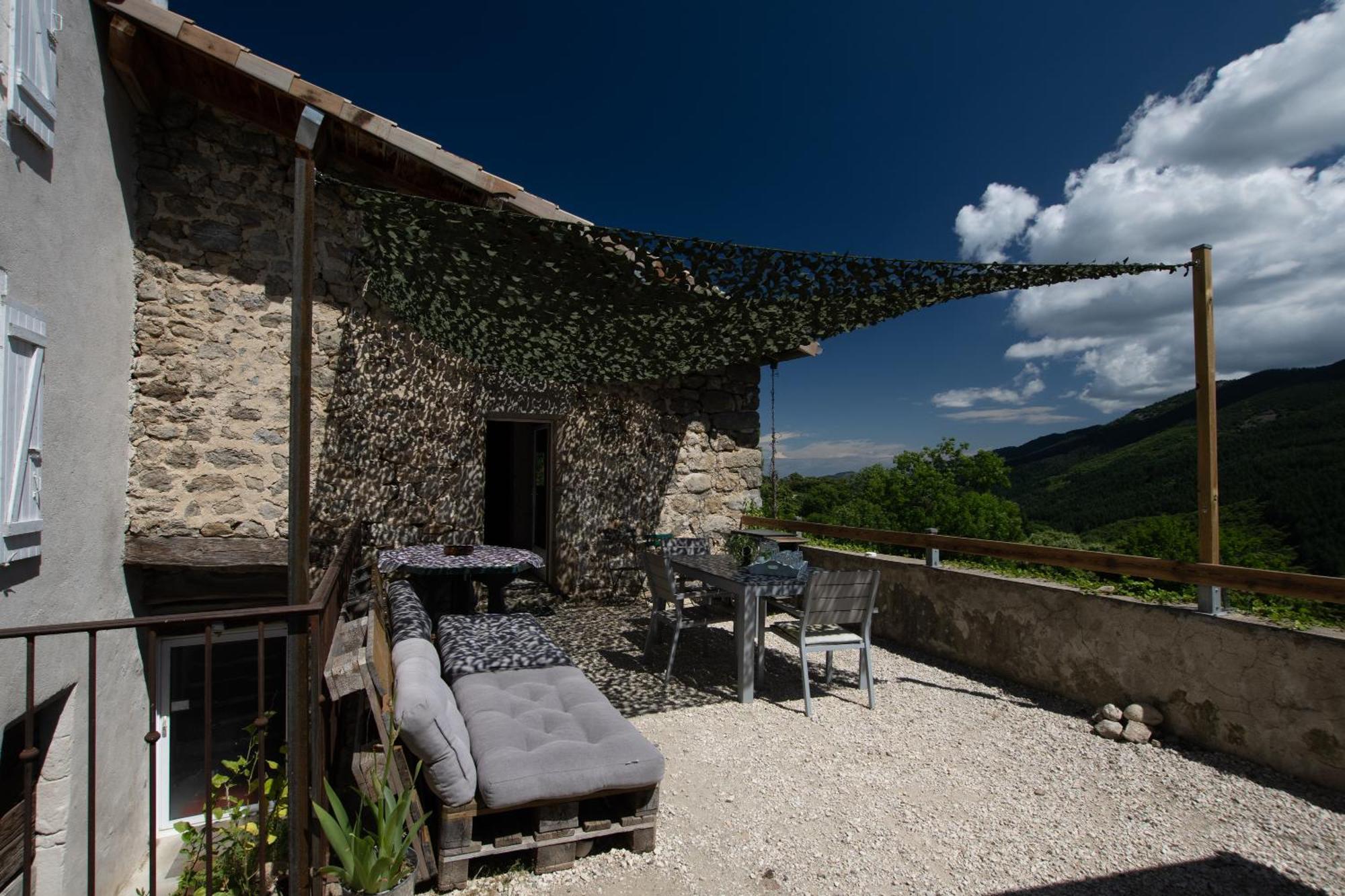 Les Chambres De La Ferme De Chalas Valgorge Extérieur photo